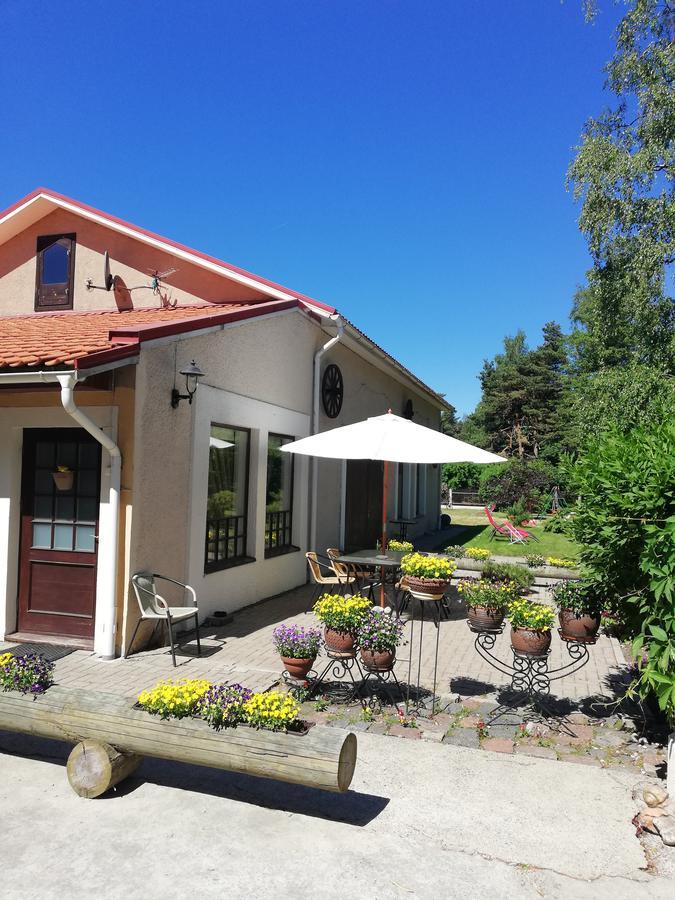 Villa Leonardo Ventspils Exterior foto